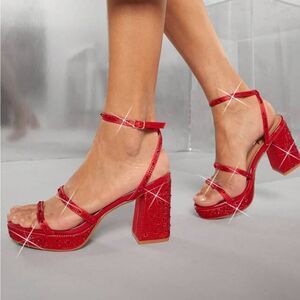 BRAND NEW FOREVER SEQUIM EMBROIDERY OPEN TOE BLOCK HEEL SANDAL
